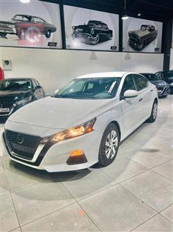 نیسان ئەلتیما